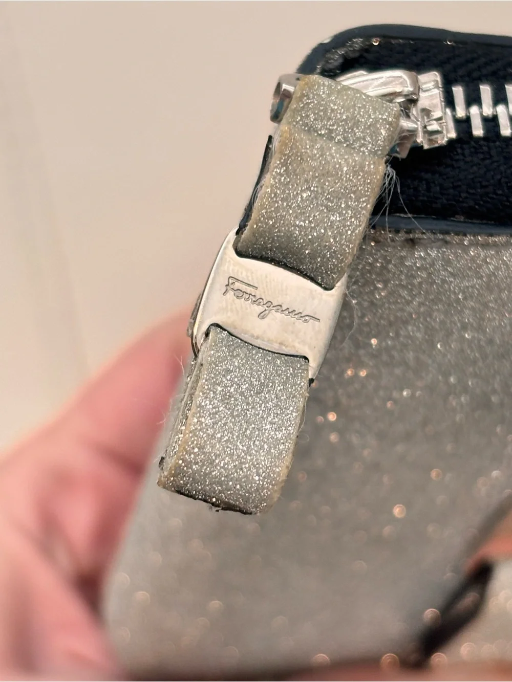 Salvatore Ferragamo Vara Bow Glitter Card Case / Zip-Around Coin Purse Wallet
